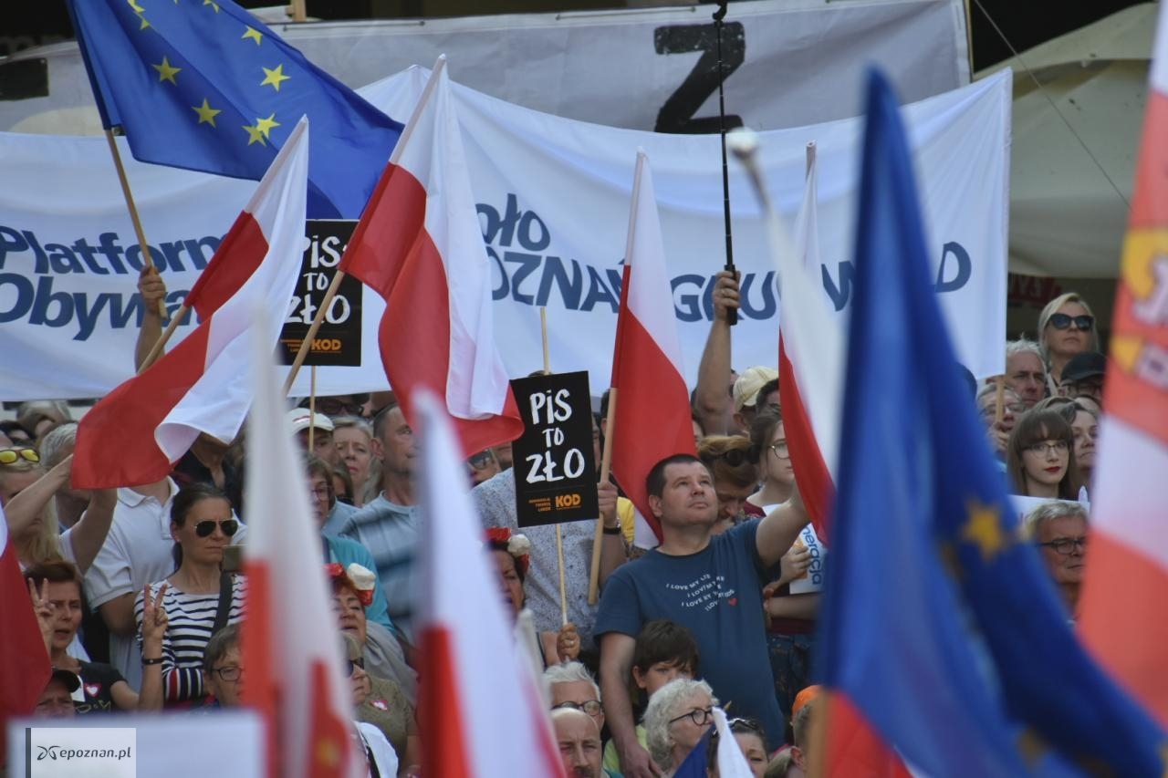 Wiec Donalda Tuska na pl. Wolności w Poznaniu. | fot. Przemysław Łukaszyk