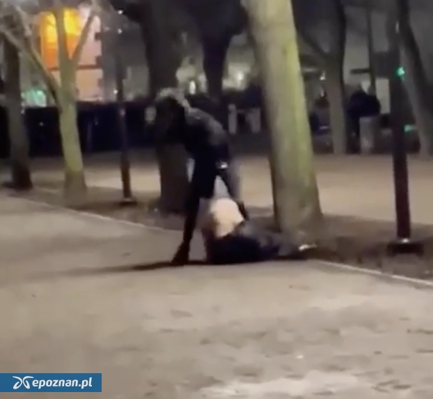 Jeden z incydentów na skwerze | fot. poznan_moment