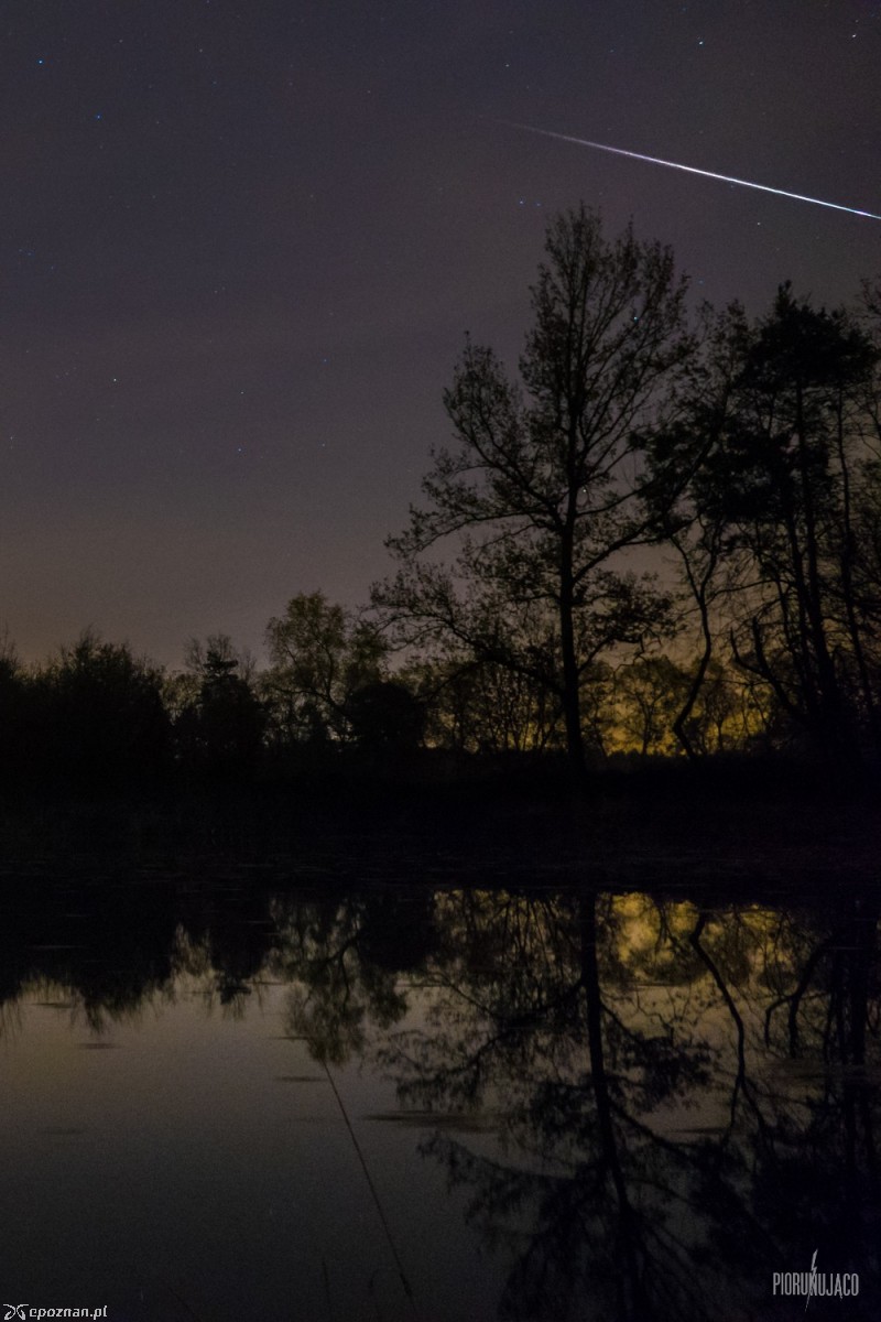 Meteor nad Poznaniem w niedzielę | fot. Leszek Bartczak / Piorunująco