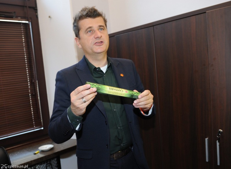 W pokoju 143 palono kadzidełka o zapachu marihuany fot. PAP/Jacek Turczyk