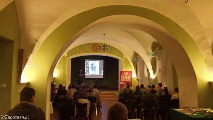 Zdjęcie ze spotkania w salce parafialnej | fot. Facebook ONR Poznań