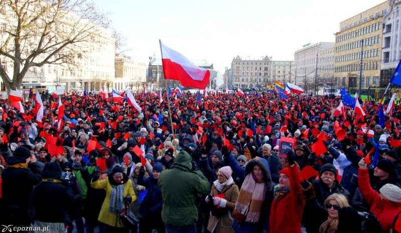 Jedno ze Zgromadzeń Strażników Demokracji | fot. Włodzimierz Hoppel