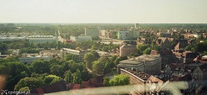 fot. Zdjęcie z tarasu widokowego Collegium Altum UE zrobione w 2000 roku. - fot. Mateusz Chojnacki