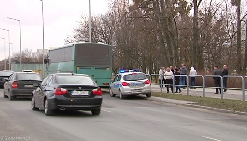 Autobus już za szykanami