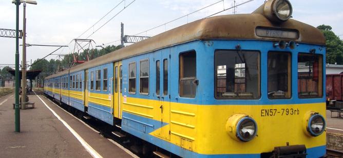 EN 57 przed modernizacją | fot. BY-SA 3.0, Wikipedia