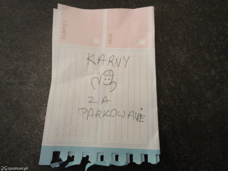 Kierowca dostał takie ostrzeżenie | fot. Dawid