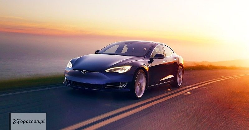 fot. tesla.com