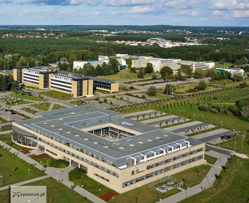 WNPiD z lotu ptaka | fot. Materiał UAM