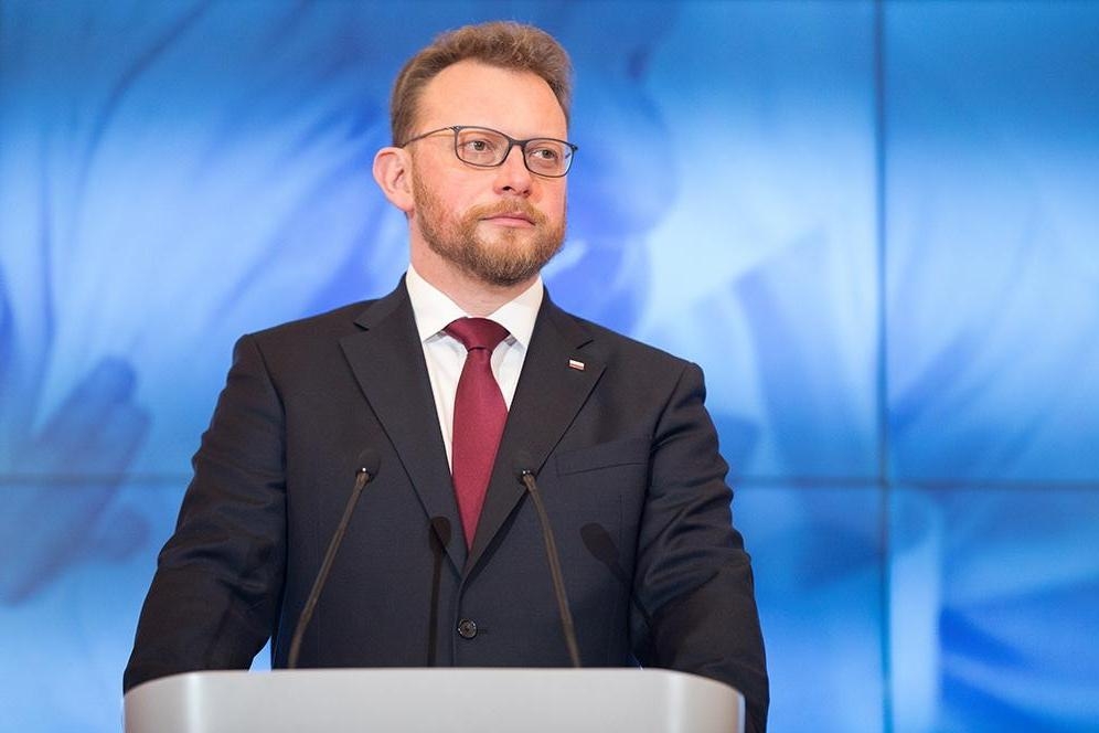 fot. By Kancelaria Prezesa Rady Ministrów - https://www.flickr.com/photos/premierrp/40120701012/in/photolist-Ew2aoF-248k5vh-KedmX4-Ew2aFz-248k5Fh-KedmMz-248k5Cm-Ew2ast, Public Domain, https://commons.wikimedia.org/w/index.php?curid=71022673