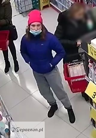 Osoby poszukiwane za kradzieże w drogeriach na terenie Środy Wielkopolskiej | fot. policja