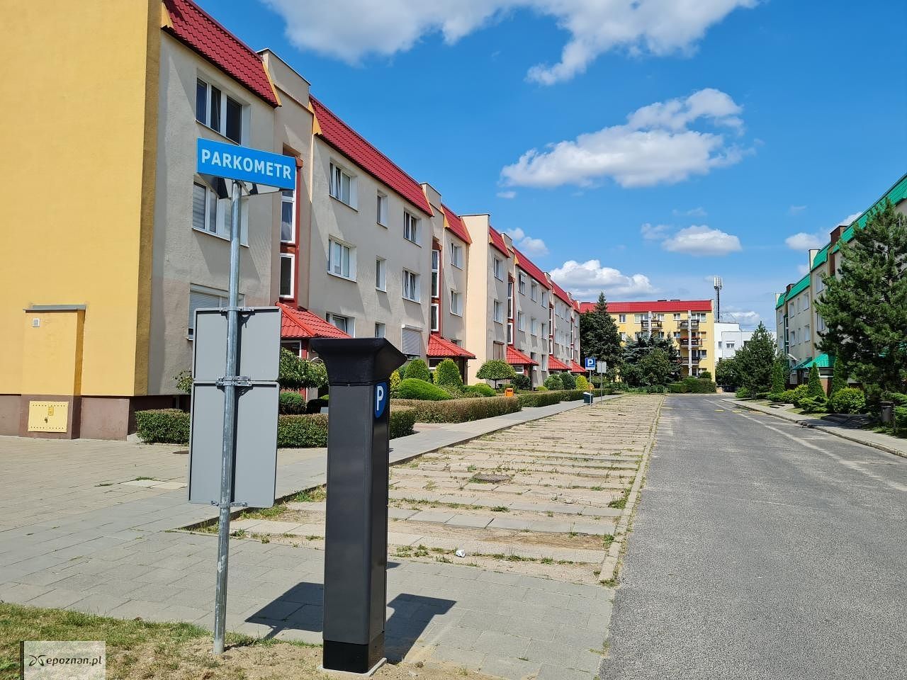 Pusty parking przy ulicy Wagi | fot. Czytelnik