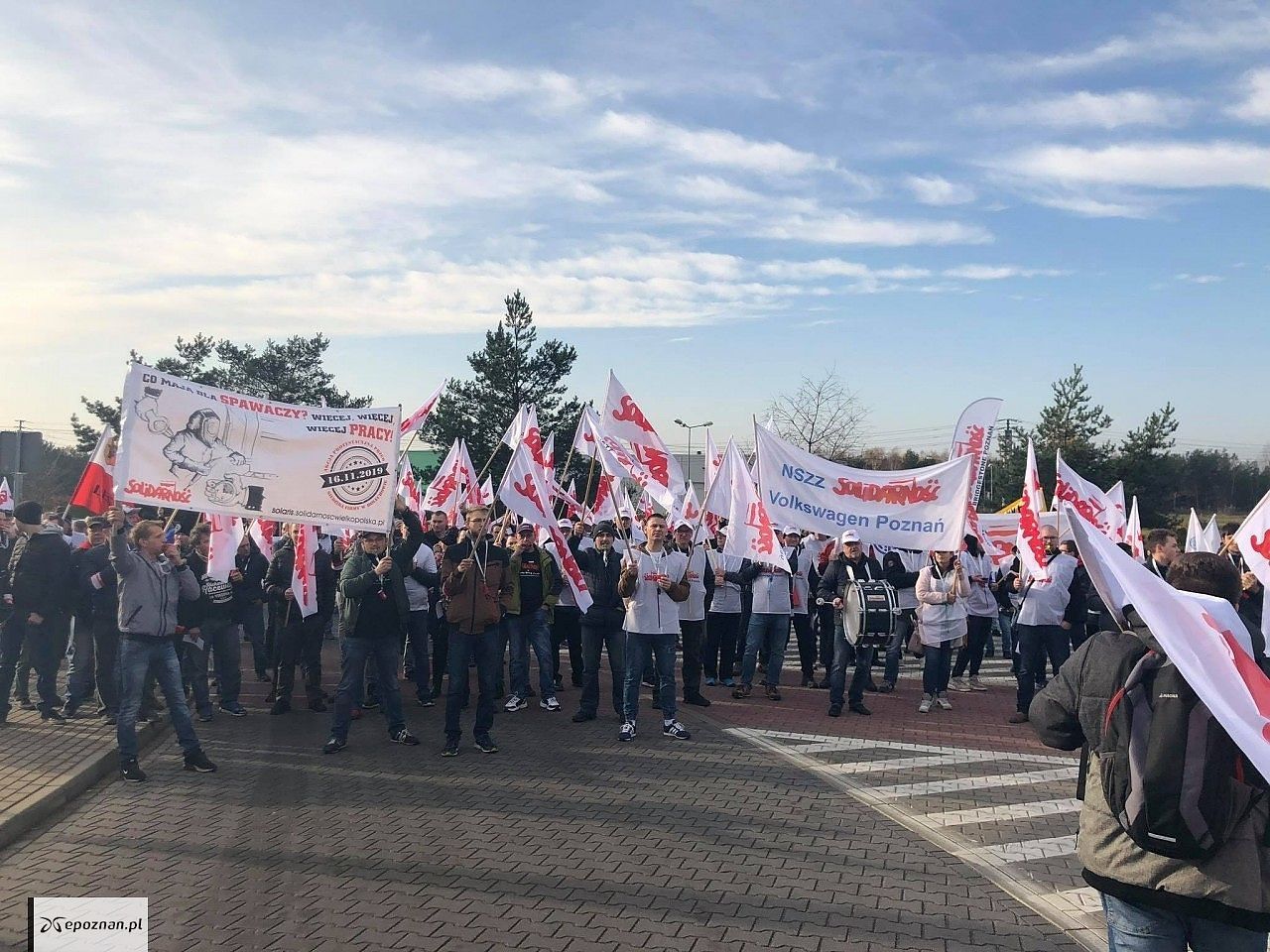 Jedna z pikiet pod Solarisem | fot. Wielkopolska Solidarność / FB