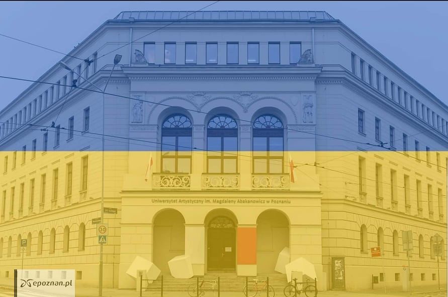 Uniwersytet w geście solidarności z Ukrainą/ Unversitet zhittya soldarnost z Ukranoyu | fot. UAP