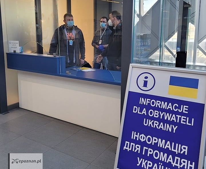 Otwarcie punktu na dworcu | fot. WUW Poznań
