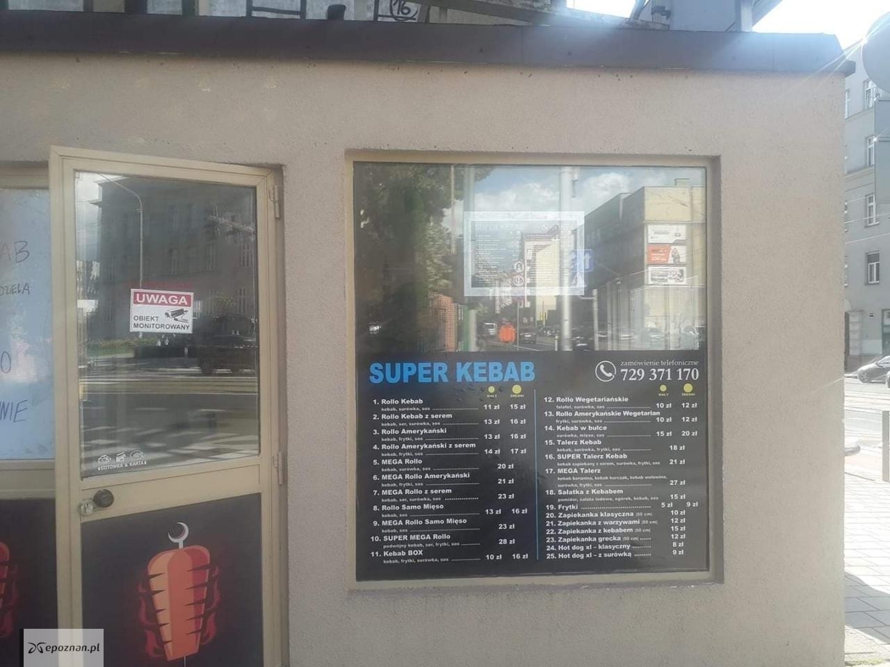 Zamknięty lokal gastronomiczny. | fot. Super Kebab Poznań/Facebook